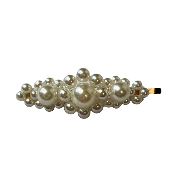 Pearl Bubbles Barrette - Picture 2 of 7